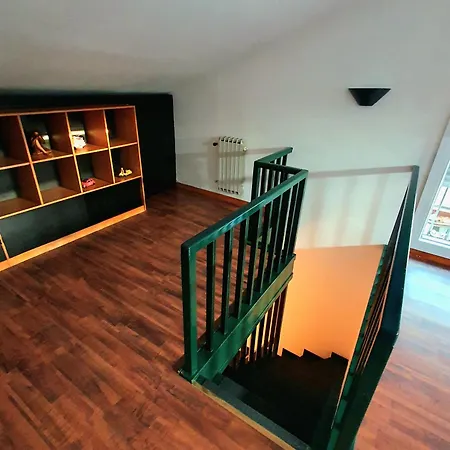 Bright With Attic Апартаменты *