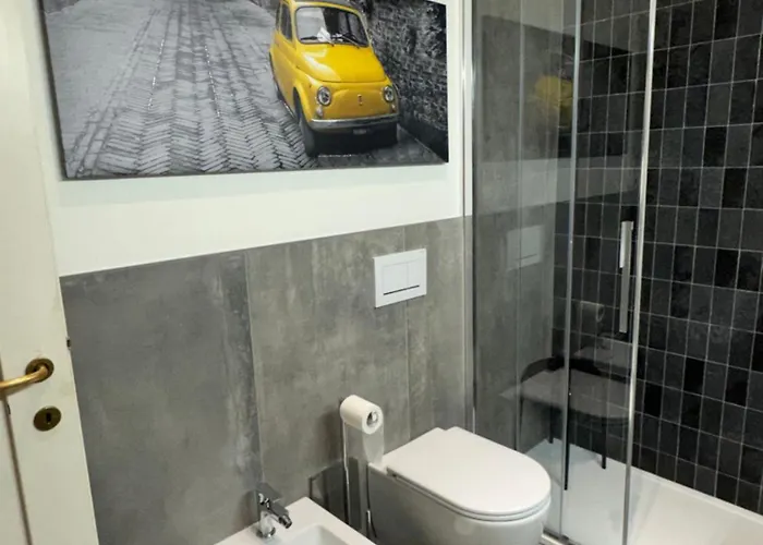 아파트 Bright With Attic